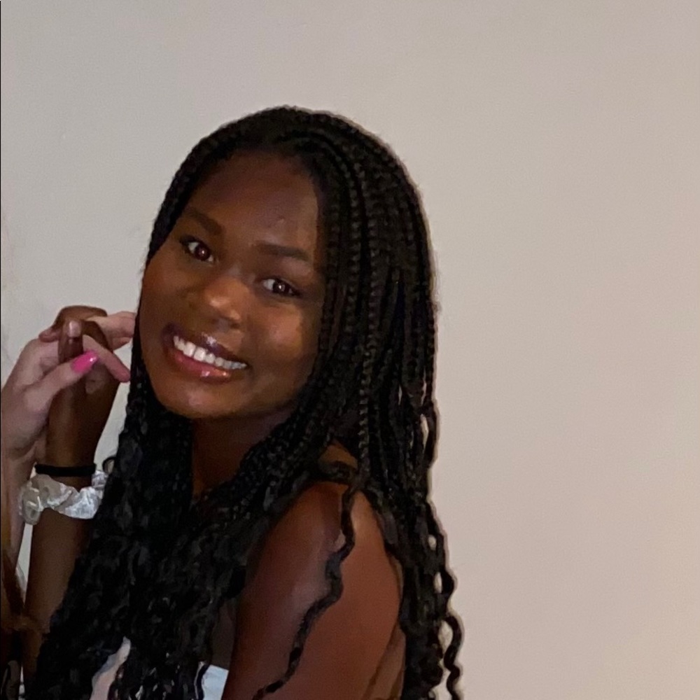 Meet your Posher, Jasmine